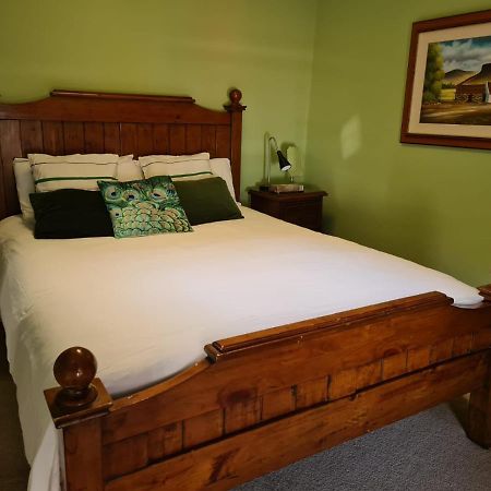 Отель Skellys Ballymahon Экстерьер фото
